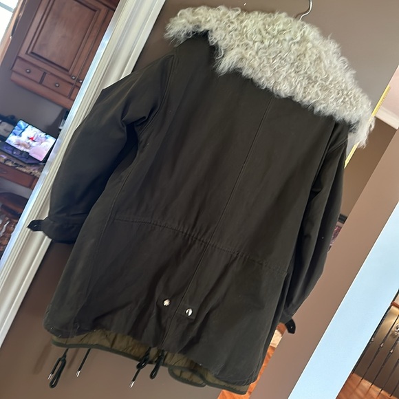 Balenciaga Mongolian trimmed cargo coat - Picture 5 of 13